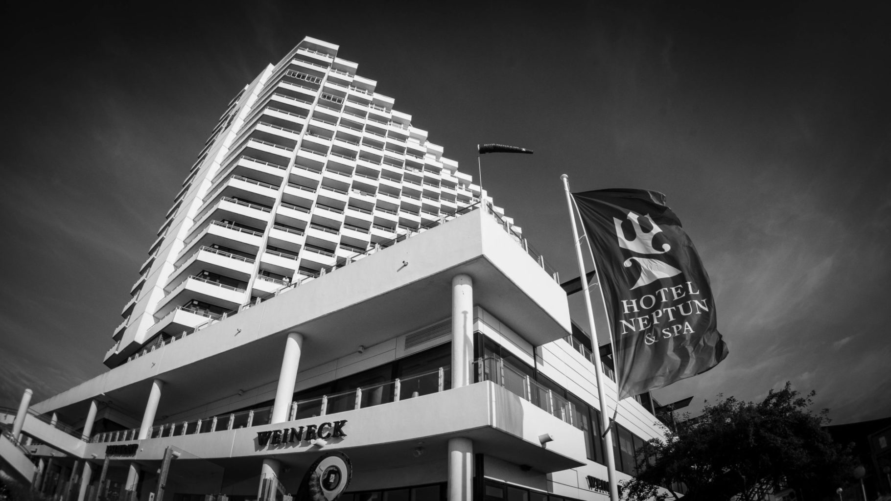Hotel Neptun Warnemünde -viel Geld für verblichenen Glanz-